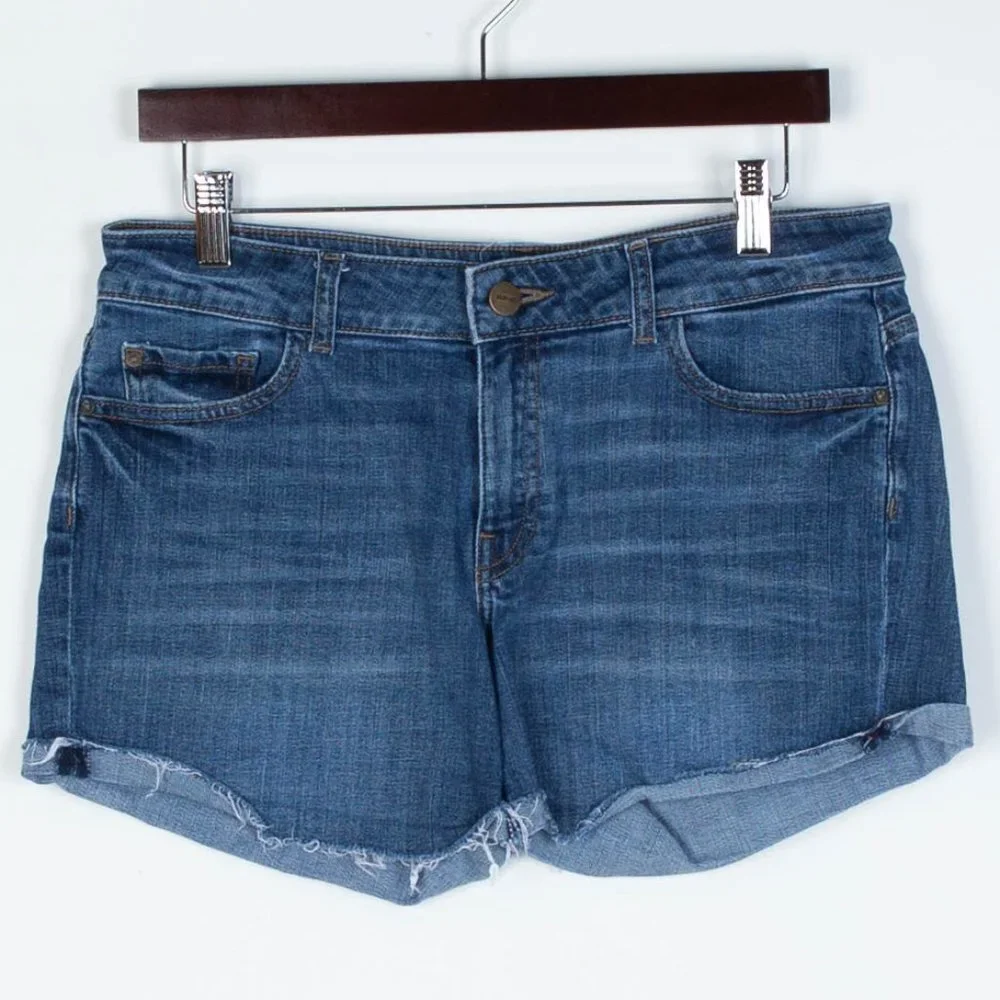 Warp & Weft Sydney Mid Rise Jean Shorts Size 27‎